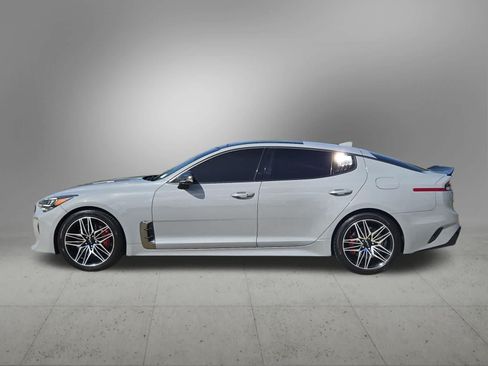 Used 2022 Kia Stinger GT1 AWD/4WD image 3