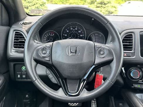 Used 2022 Honda HR-V Sport image 7