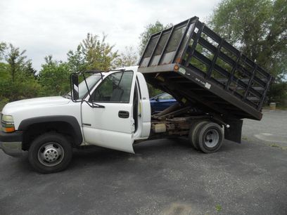 Used 2002 Chevrolet Silverado 3500 2WD Regular Cab