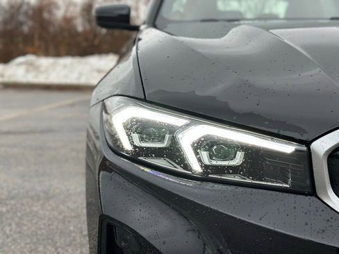 New 2026 BMW 330i xDrive Sedan w/ Premium Package AWD/4WD image 10