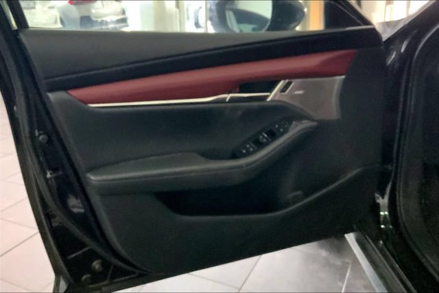 Used 2020 MAZDA MAZDA3 AWD Hatchback w/ Premium Pkg image 10