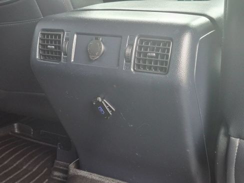 Used 2019 Toyota Tundra SR5 AWD/4WD image 19