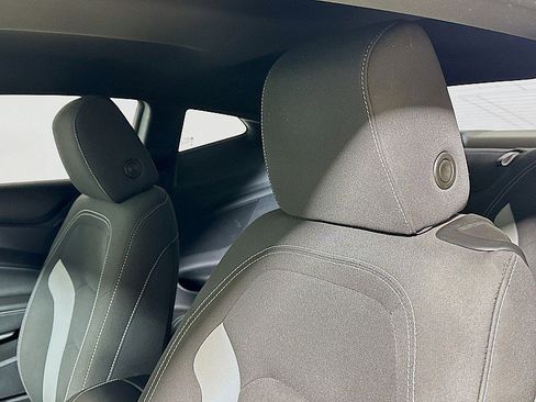 Used 2020 Chevrolet Camaro LT w/ Technology Package image 19