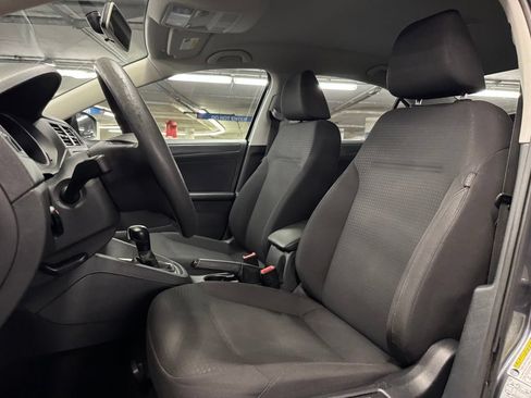 Used 2016 Volkswagen Jetta S FWD image 16