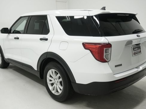 Used 2021 Ford Explorer 2WD image 6