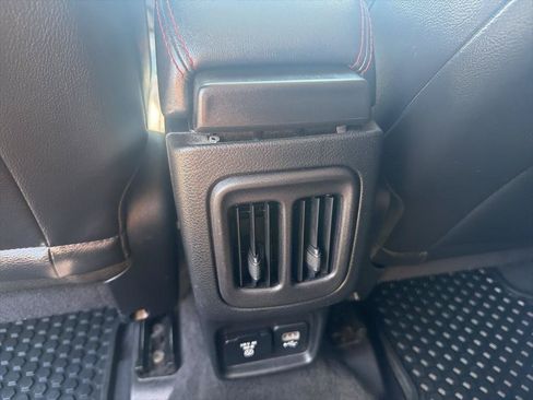 Used 2018 Jeep Compass Trailhawk w/ Navigation Group AWD/4WD image 8