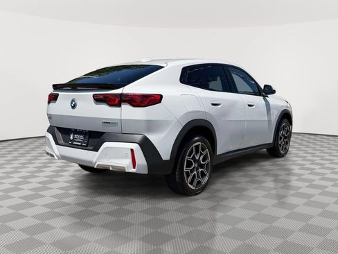 Used 2025 BMW X2 xDrive28i w/ Premium Package AWD/4WD image 10