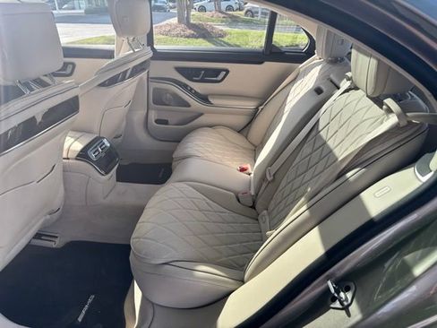 Used 2021 Mercedes-Benz S 580 4MATIC Sedan image 5
