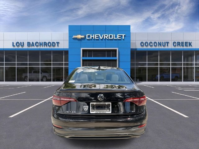 Used 2024 Volkswagen Jetta SE FWD image 7