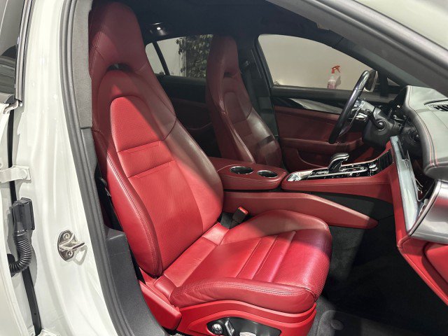 Used 2018 Porsche Panamera 4 AWD/4WD image 53