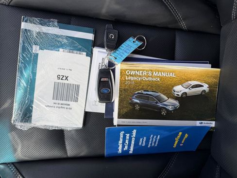 Used 2018 Subaru Outback 3.6R Limited AWD/4WD image 16
