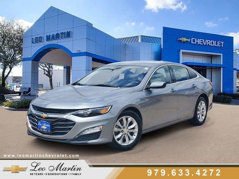 Used 2024 Chevrolet Malibu LT FWD image 1