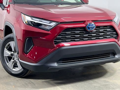 Used 2024 Toyota RAV4 XLE image 44