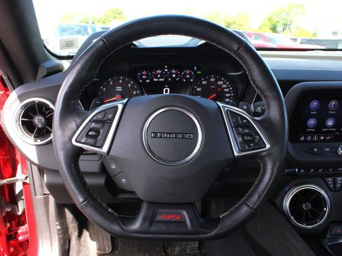 Used 2022 Chevrolet Camaro SS w/ Design Package 2 RWD image 8