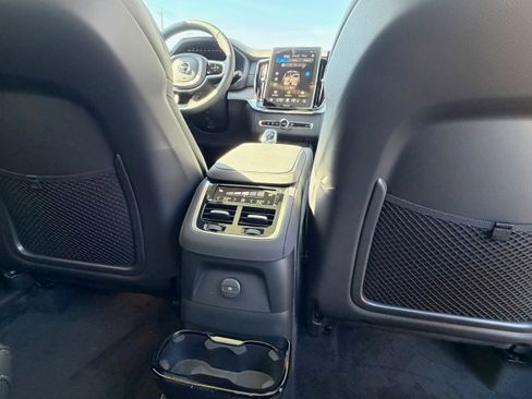 New 2026 Volvo XC90 T8 Ultra w/ Protection Package Premier image 12