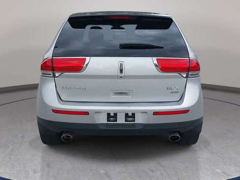 Used 2011 Lincoln MKX AWD w/ 102A Rapid Spec Order Code image 6
