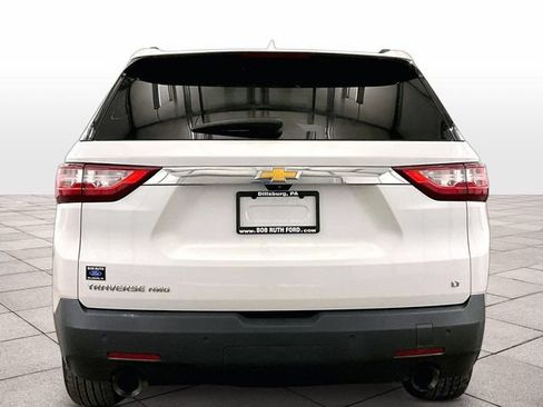 Used 2019 Chevrolet Traverse LT w/ LT Premium Package AWD/4WD image 5