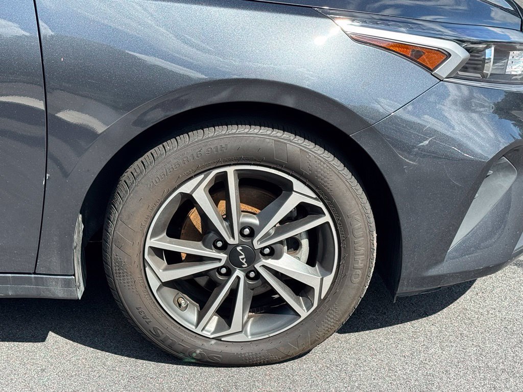 Used 2024 Kia Forte LXS FWD image 28