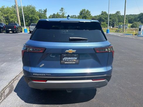 New 2027 Chevrolet Equinox LT AWD/4WD image 7