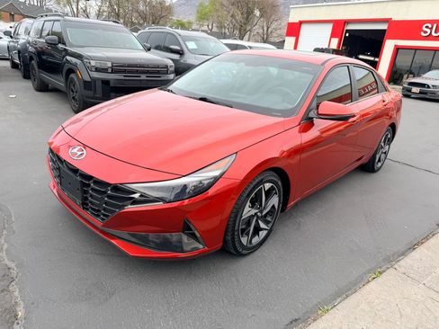 Used 2022 Hyundai Elantra Limited FWD image 8