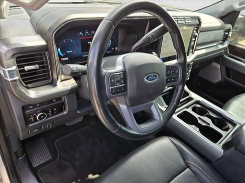 Used 2023 Ford F250 Lariat w/ Lariat Ultimate Package AWD/4WD image 9