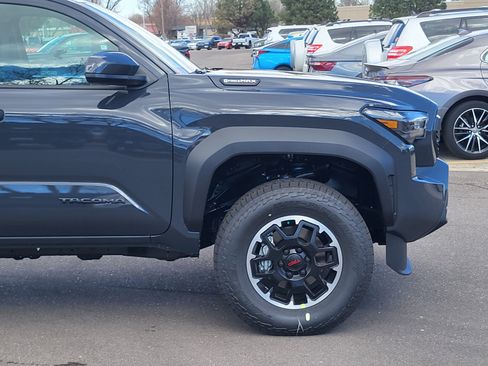 New 2026 Toyota Tacoma TRD Off-Road AWD/4WD image 6