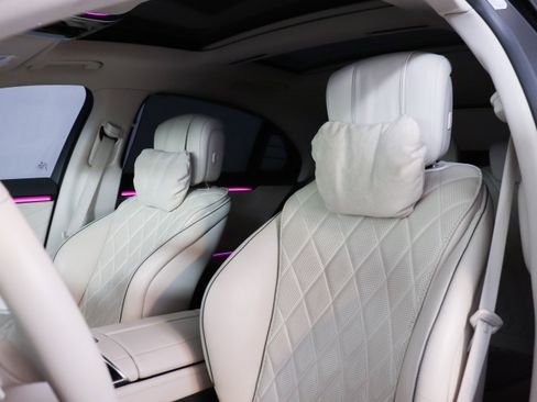 Used 2022 Mercedes-Benz S 580 4MATIC Sedan image 13