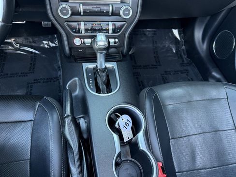 Used 2019 Ford Mustang Premium RWD image 29