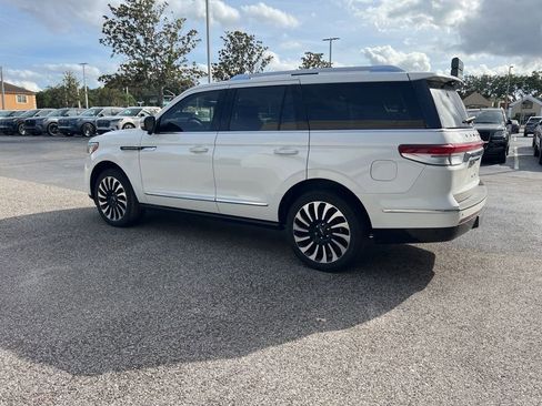 Used 2023 Lincoln Navigator Black Label image 4