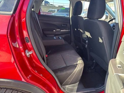 Used 2021 Mitsubishi Outlander Sport SE image 45