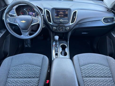 Used 2022 Chevrolet Equinox LT FWD image 12