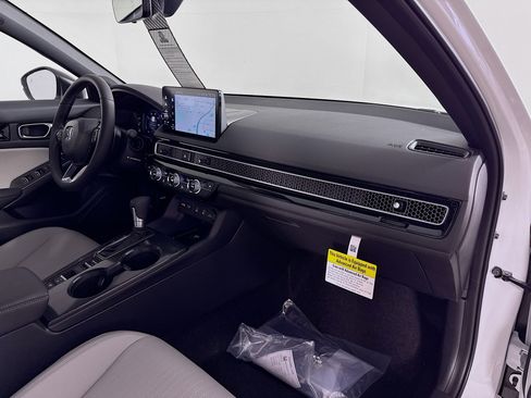 New 2025 Honda Civic Sport Touring image 37
