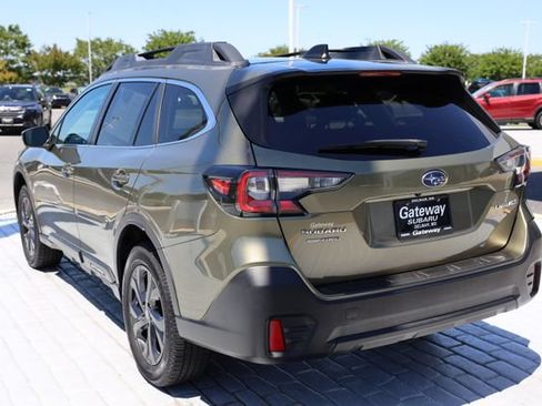 Used 2020 Subaru Outback Premium AWD/4WD image 3