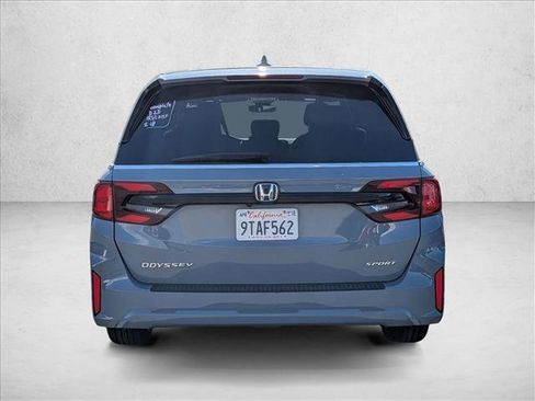 Used 2025 Honda Odyssey Sport-L image 6