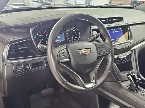 Used 2024 Cadillac XT6 Luxury w/ LPO, Floor Liner Package AWD/4WD image 22