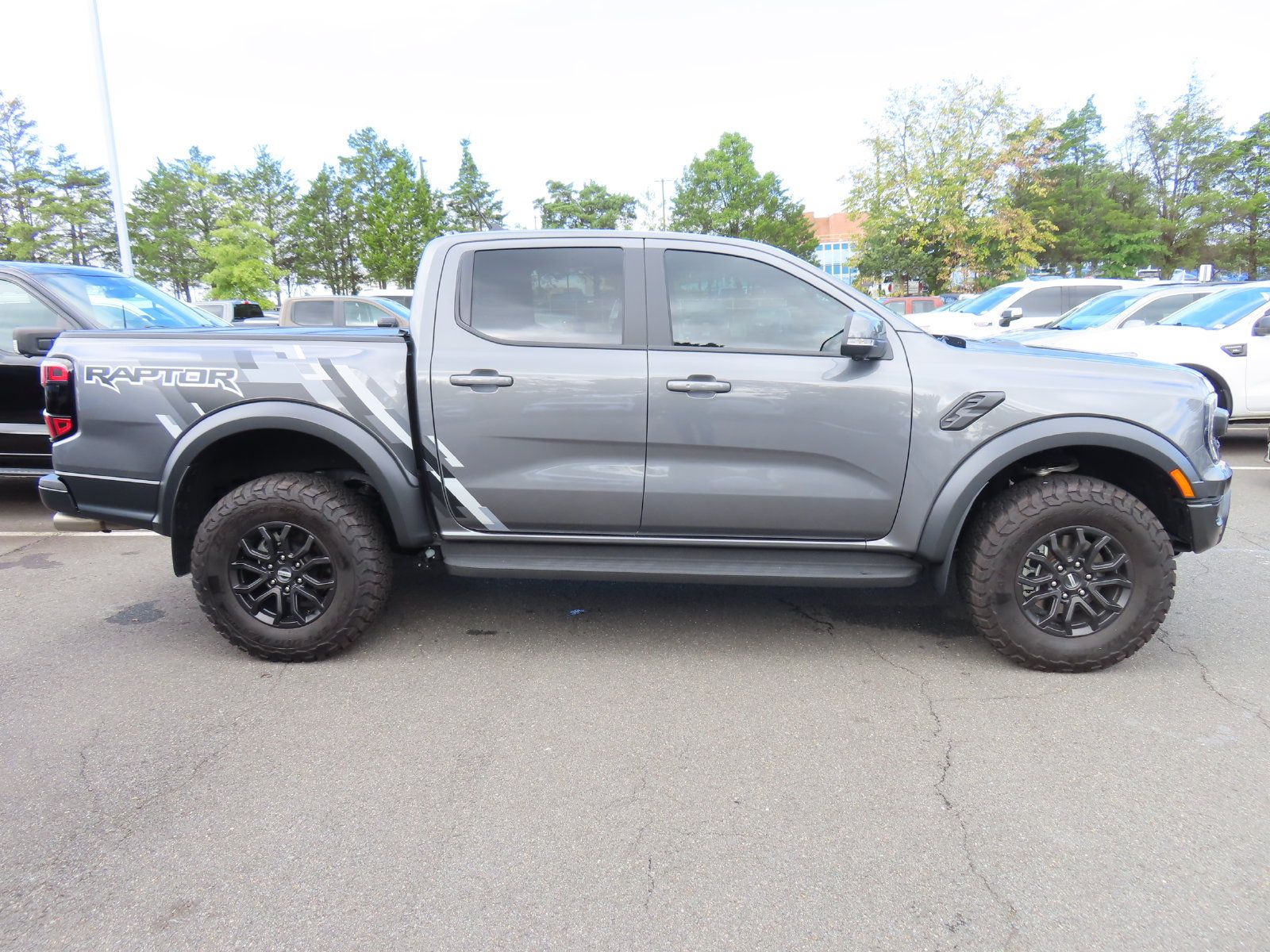 Used 2025 Ford Ranger Raptor AWD/4WD image 4