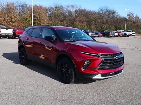 New 2026 Chevrolet Blazer LT w/ Convenience Package image 2
