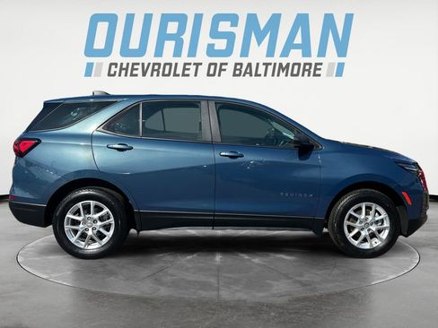 Used 2024 Chevrolet Equinox LS AWD/4WD image 7