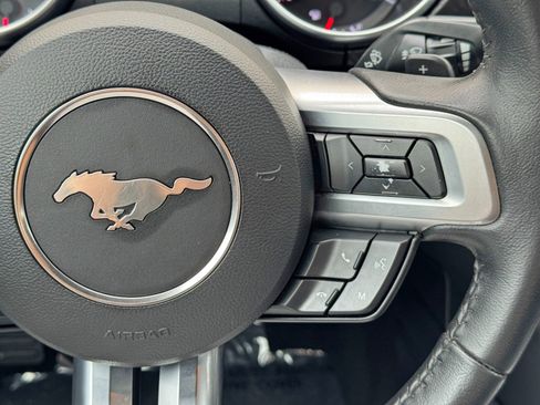 Used 2020 Ford Mustang Coupe RWD image 20