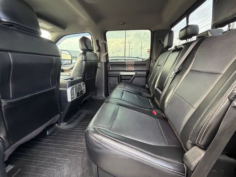 Used 2017 Ford F250 Lariat w/ Lariat Value Package AWD/4WD image 18