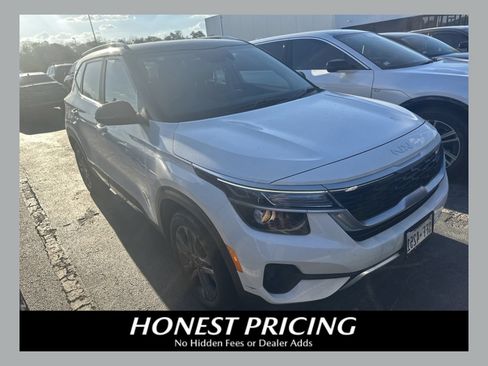 Used 2023 Kia Seltos S FWD image 1