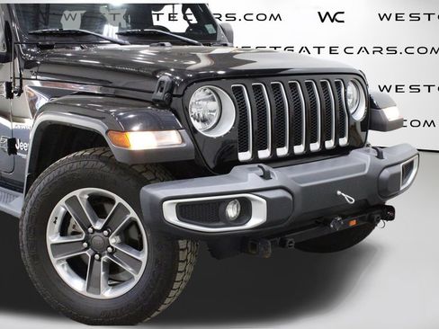 Used 2019 Jeep Wrangler Unlimited Sahara image 42