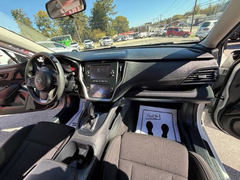 Used 2022 Subaru Legacy image 17