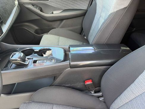 Used 2021 Nissan Rogue SV image 21