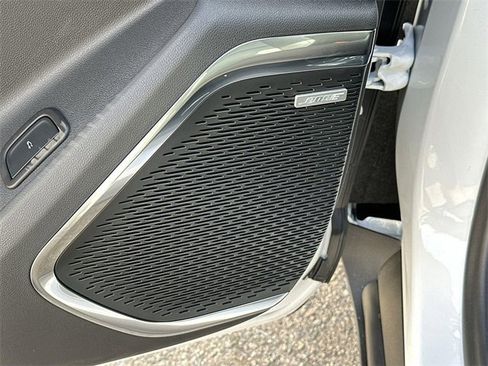 New 2025 GMC Acadia Elevation w/ Black Edition image 19