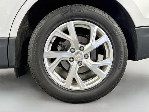 Used 2020 Chevrolet Equinox LT AWD/4WD image 32