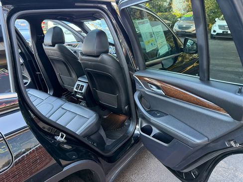 Used 2019 BMW X3 xDrive30i AWD/4WD image 12
