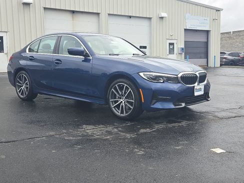Used 2022 BMW 330i xDrive Sedan AWD/4WD image 1