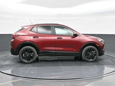 Used 2025 Buick Encore GX Sport Touring w/ Advanced Technology Package AWD/4WD image 9
