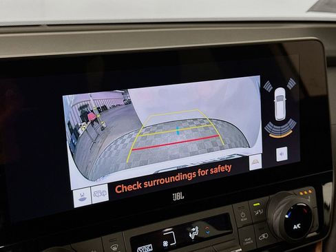 Certified 2024 Toyota Grand Highlander AWD Hybrid image 14